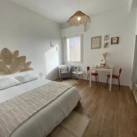 Cozy Elegant In Heart Of Center *